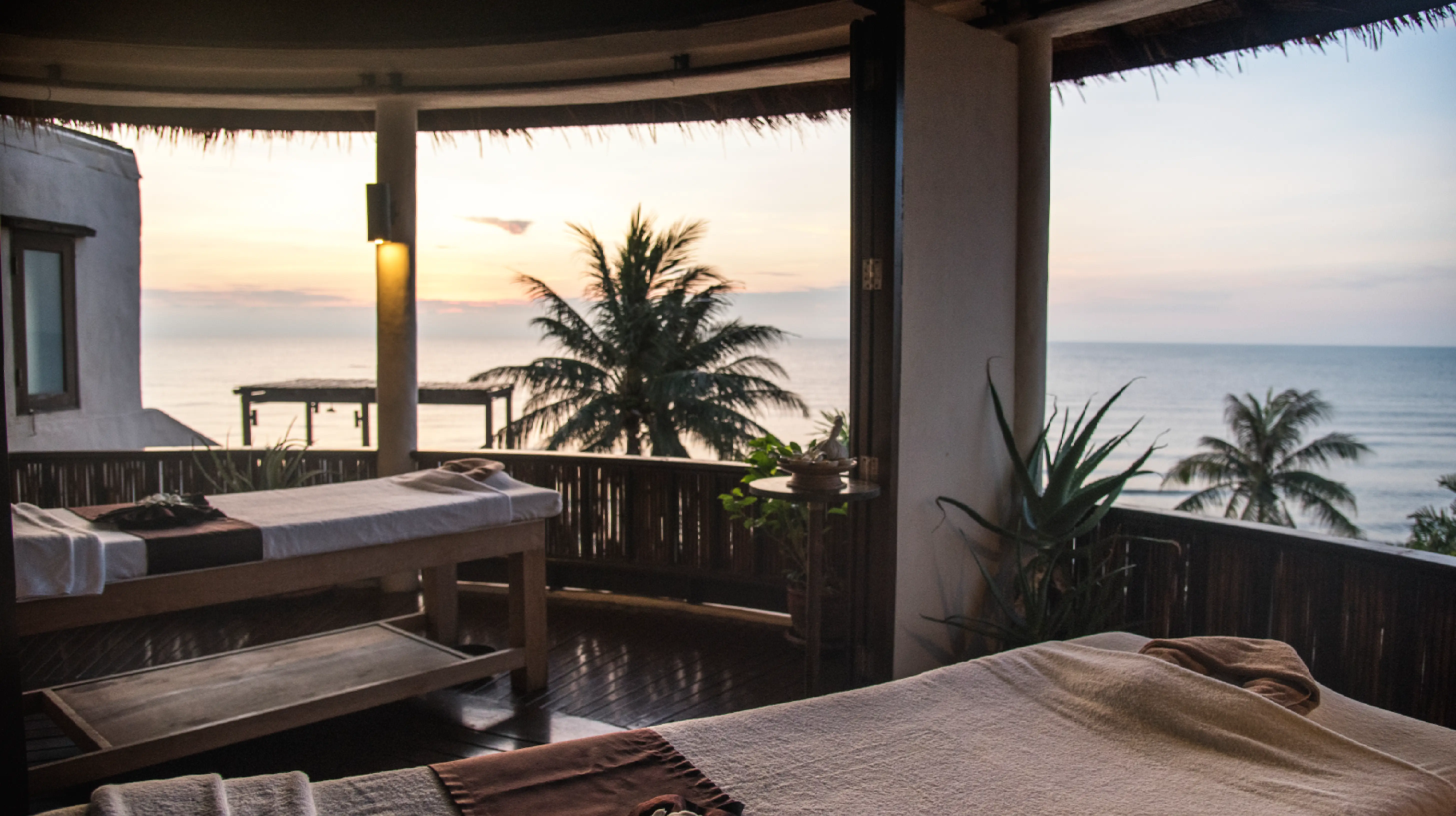 7 Days Munnar Thekkady Alleppey Kovalam Package